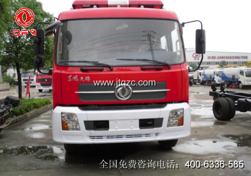 東風(fēng)天錦消防車(后面照片)
